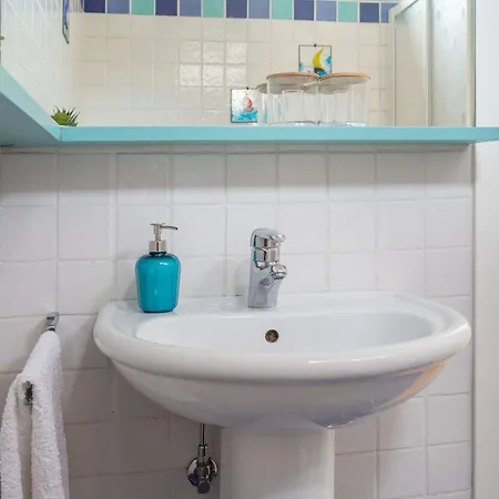 شقة Luxury 350 Sq Mt Flat With Terrace ترييستي
