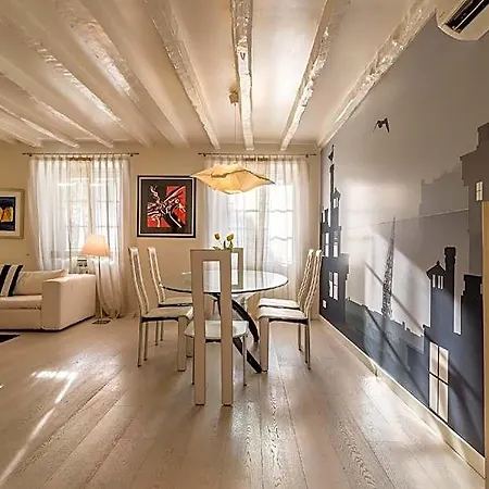شقة Luxury 350 Sq Mt Flat With Terrace