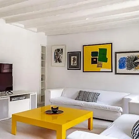 شقة Luxury 350 Sq Mt Flat With Terrace ترييستي
