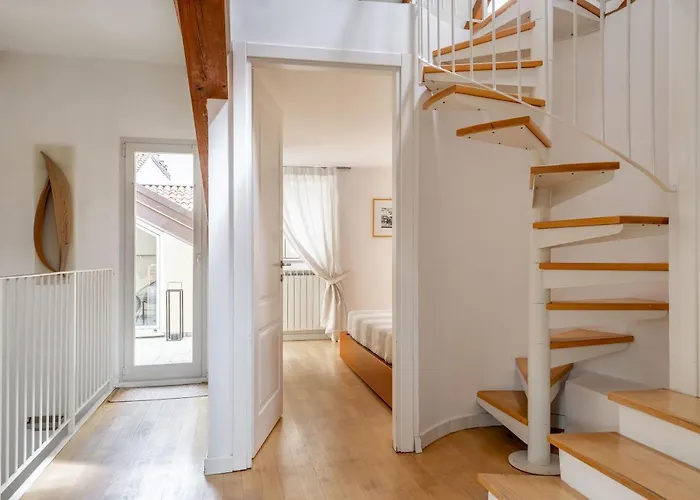 Luxury 350 Sq Mt Flat With Terrace Apartment Trieste