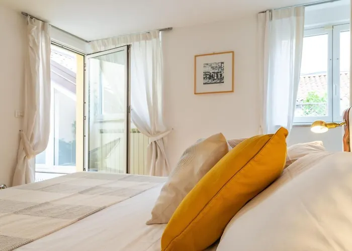 Luxury 350 Sq Mt Flat With Terrace *