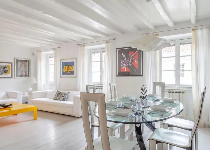 Luxury 350 Sq Mt Flat With Terrace Trieste